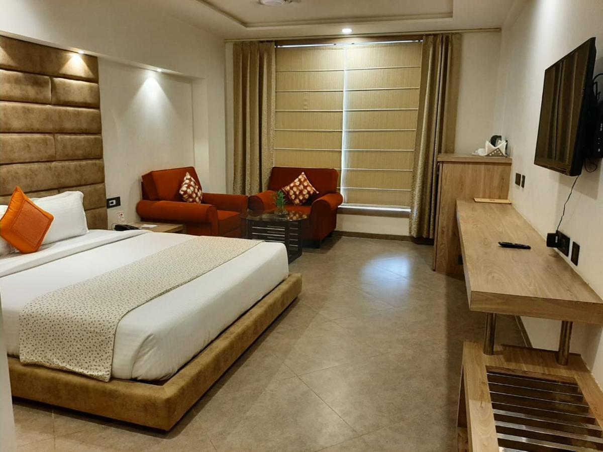 Park Avenue And Resorts Sikar 외부 사진