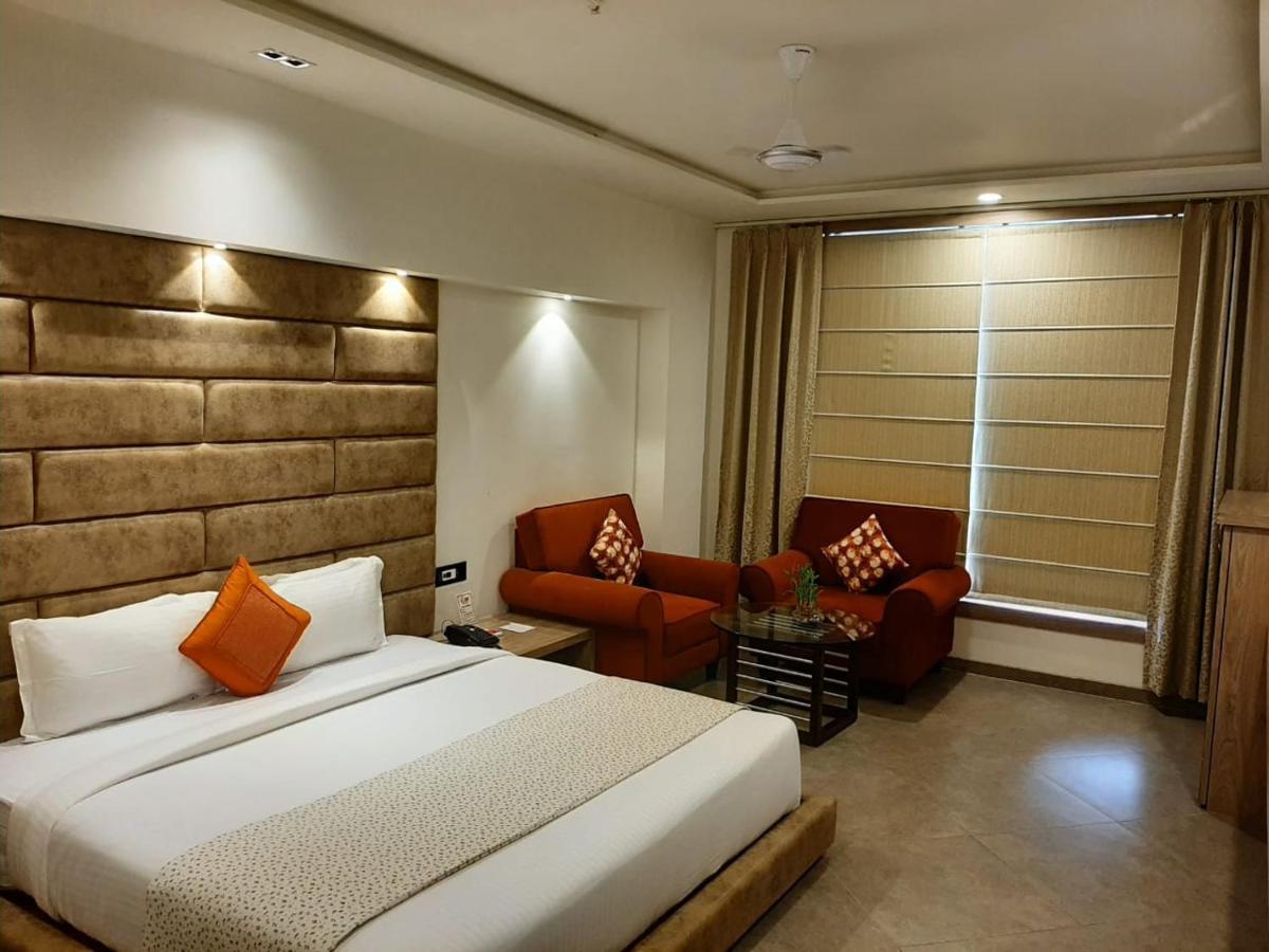 Park Avenue And Resorts Sikar 외부 사진
