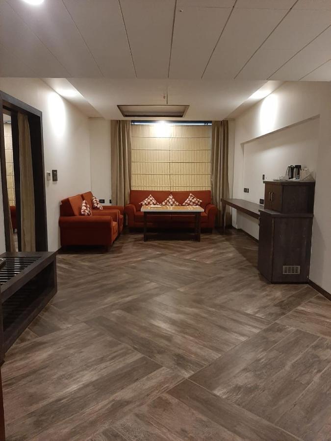 Park Avenue And Resorts Sikar 외부 사진