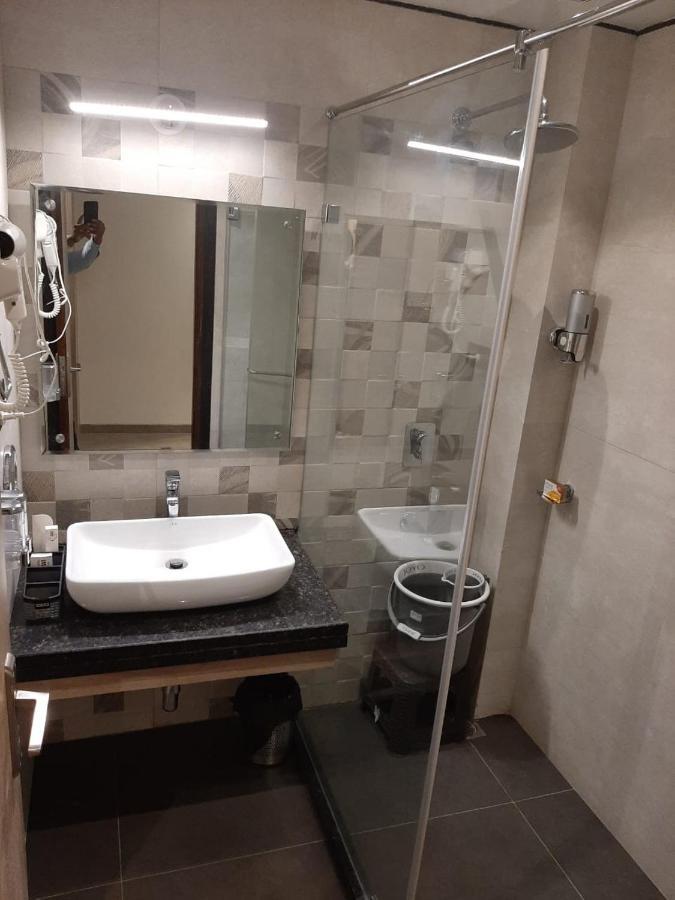 Park Avenue And Resorts Sikar 외부 사진