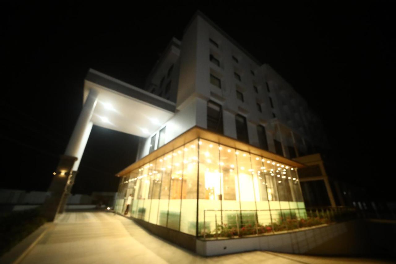 Park Avenue And Resorts Sikar 외부 사진