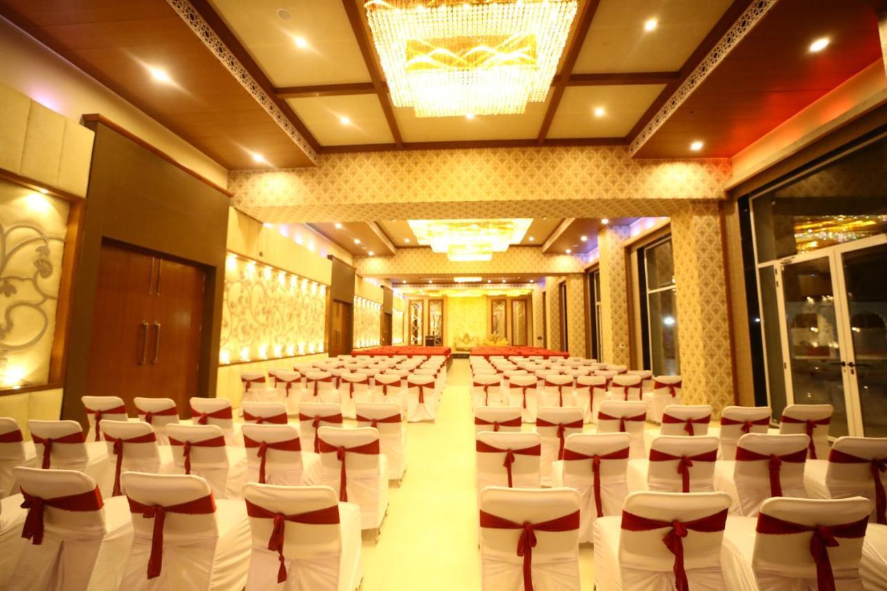 Park Avenue And Resorts Sikar 외부 사진