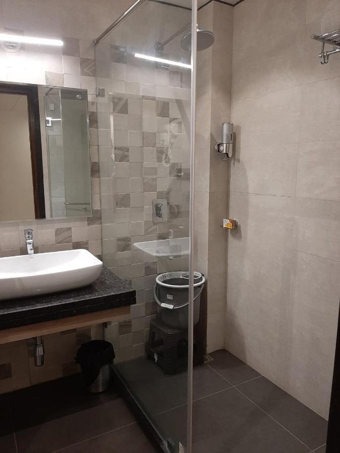 Park Avenue And Resorts Sikar 외부 사진