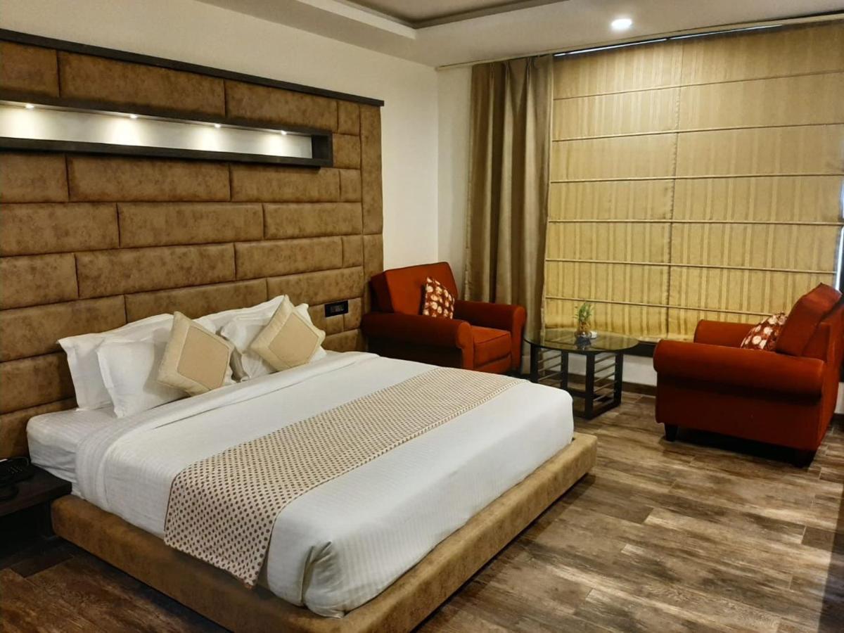 Park Avenue And Resorts Sikar 외부 사진